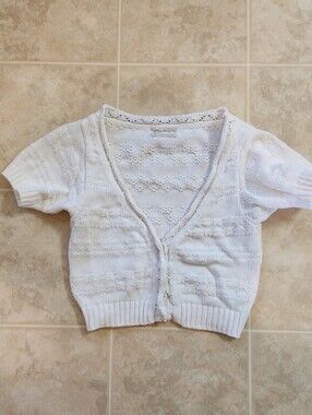 Urban Outfitters V-Neck Cropped Sweater